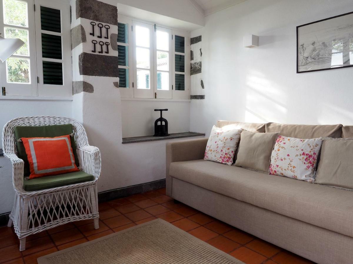 Monserrate - Galera Cottage Caloura Dış mekan fotoğraf