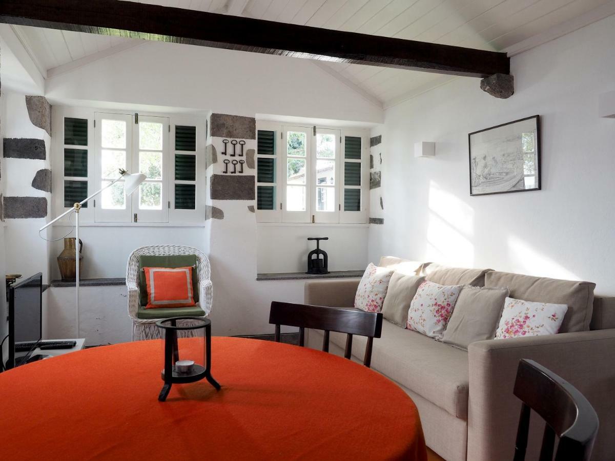 Monserrate - Galera Cottage Caloura Dış mekan fotoğraf