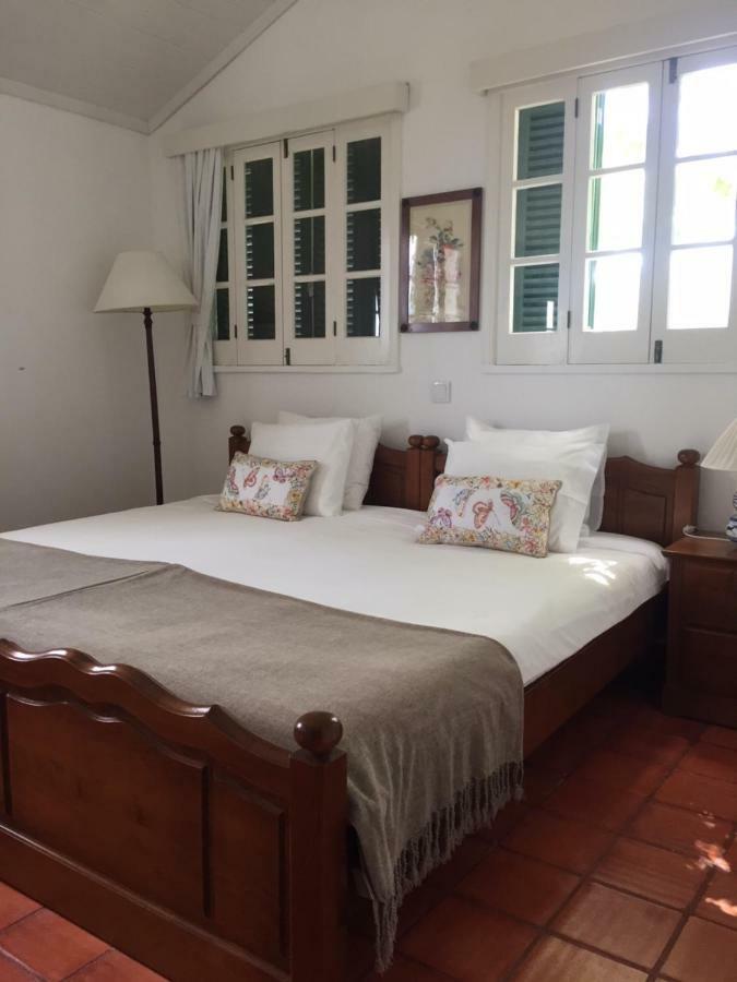 Monserrate - Galera Cottage Caloura Dış mekan fotoğraf
